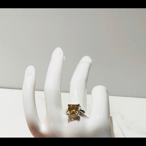 Topez ring size 8